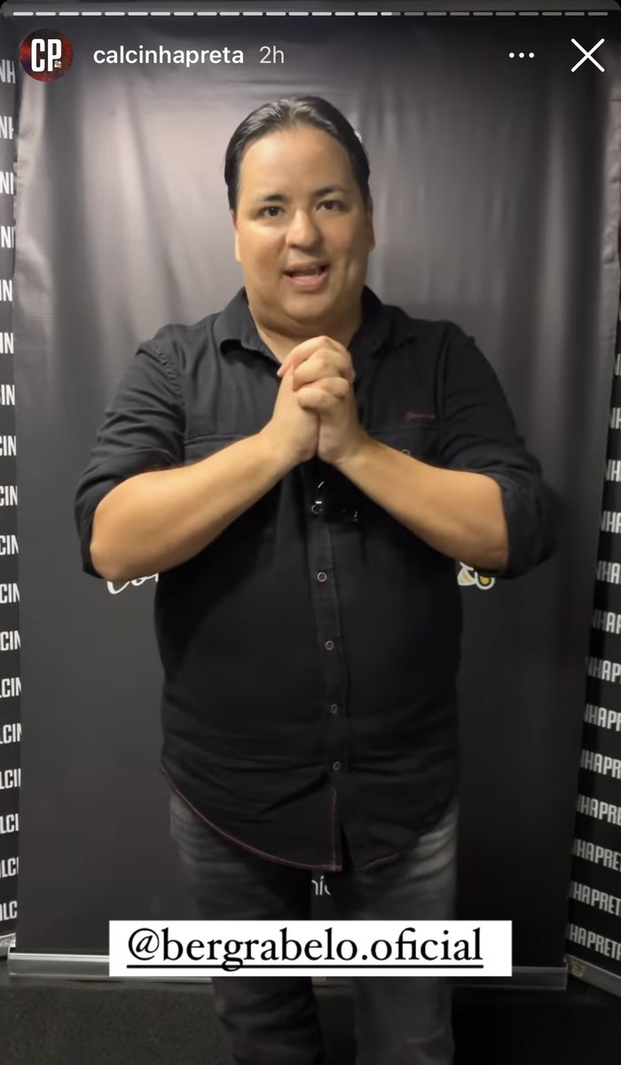 SaViscontti's tweet photo. Ser fã da calcinha preta tá sendo demais o meu coração 😭😭😭😭
Eu amo!! @calcinhapreta
#CalcinhaPretaDay https://t.co/l9zDi6tBWT