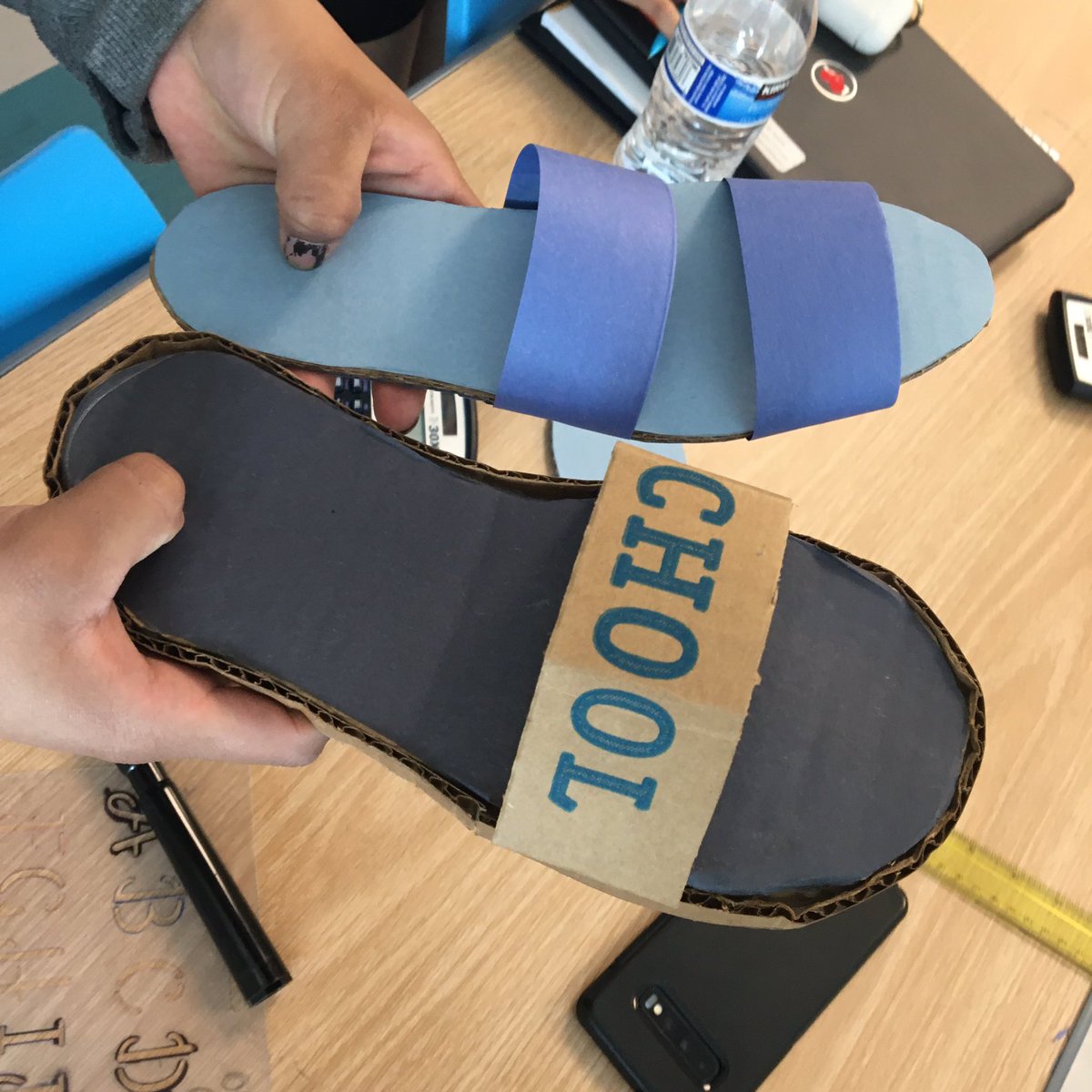 dailystem's tweet photo. Step 3 of this year’s #ShoeDesignChallenge:
Building our shoes
👞 👟 👠 ✂️📦 https://t.co/GDcAlhacNJ