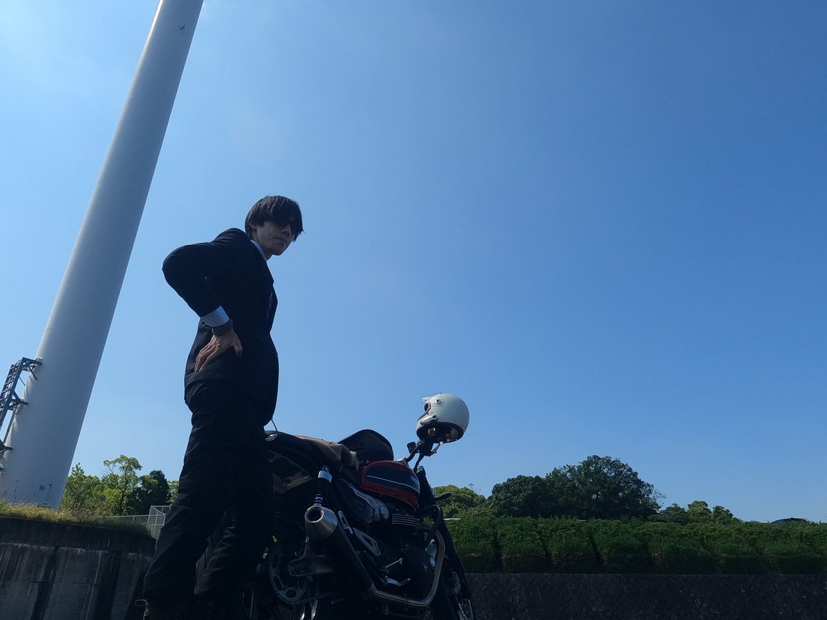 no55noiie's tweet photo. と言うわけで申し訳程度の #DGR 要素
#トライアンフ https://t.co/SUw3wFl2Gc