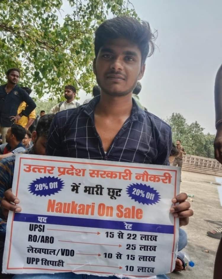 UCYKT123's tweet photo. बेरोज़गारी के खिलाफ, योजनाबद्ध तरीके से, आंदोलन की तैयारी देश के समस्त युवा और बेरोजगार कर रहे हैं, #यदुवंशी_कल्याण_ट्रस्ट इस आंदोलन का हर तरीके के समर्थन करता है।
#युवा_मांगे_रोज़गार https://t.co/HVSI53wr5i