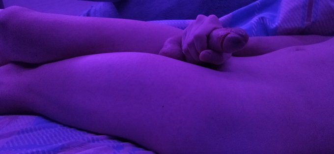 Penis.
#Femboy #LGBTQ #Porn #Cute #Horny #Lewd #Hot #nsfw #Thighs #Cock https://t.co/7KICWtaNET