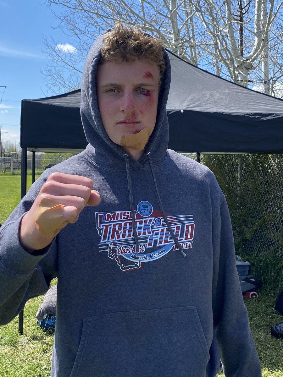 West_High_Track's tweet photo. Both our boys and girls teams are Eastern AA Divisional Champs! @HaileyCoey also finished off the meet by adding individual championship in the Triple Jump. Lauryn Frideres took 3rd place. @mlfogelsong lost a fight with a hurdle but still qualified for state over the weekend! https://t.co/TtJS0leOJ4