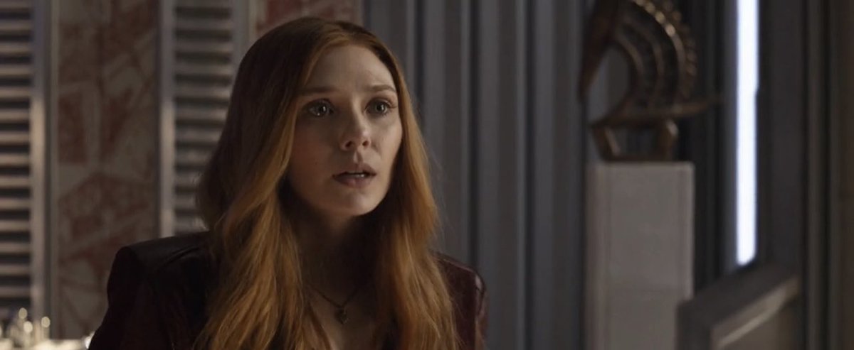 WANDATHlNKER's tweet photo. wanda maximoff in avengers: infinity war (2018) https://t.co/HjUTOFSslt