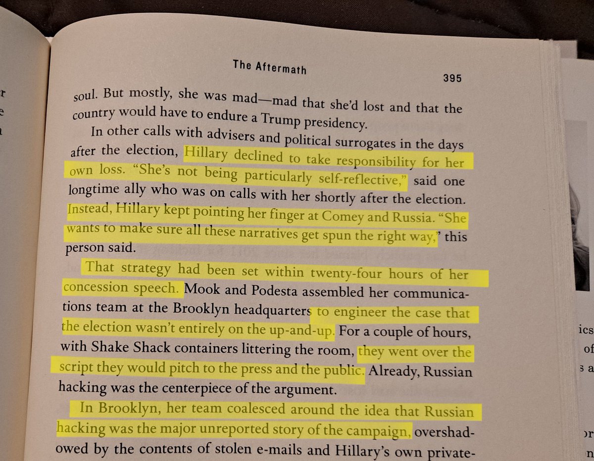 ProudSocialist's tweet photo. Fuck you @HillaryClinton. You are a fraud and a liar who couldn’t accept responsibility for your own loss so you concocted a narrative that is still dividing our country and that your propagandized supporters still believe. https://t.co/PNbaiqji1t