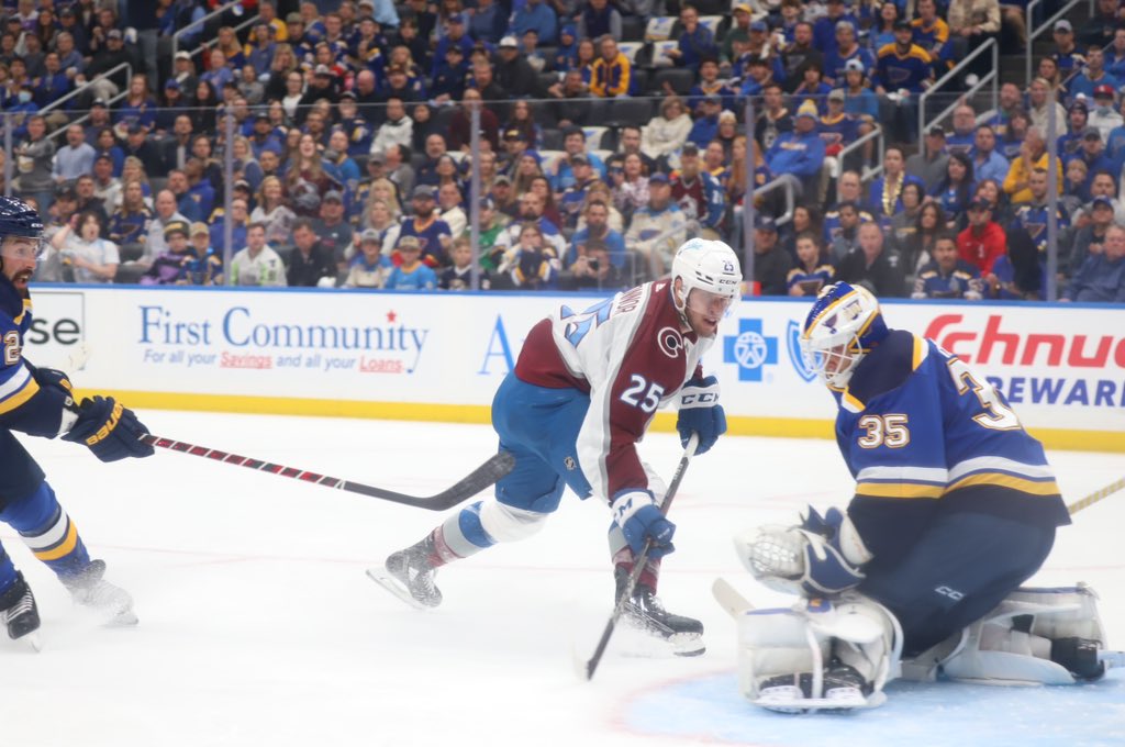 Avalanche's tweet photo. OC GOAL?!?

Back in the lineup, baby!

#GoAvsGi https://t.co/seC132T5z4