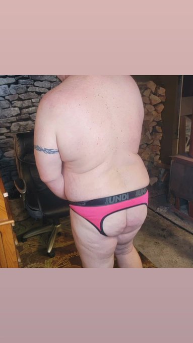 Daddy bear ass! 
https://t.co/YJMmwuqQul come check out this slutty hole in action #michaelandsean #gaybears