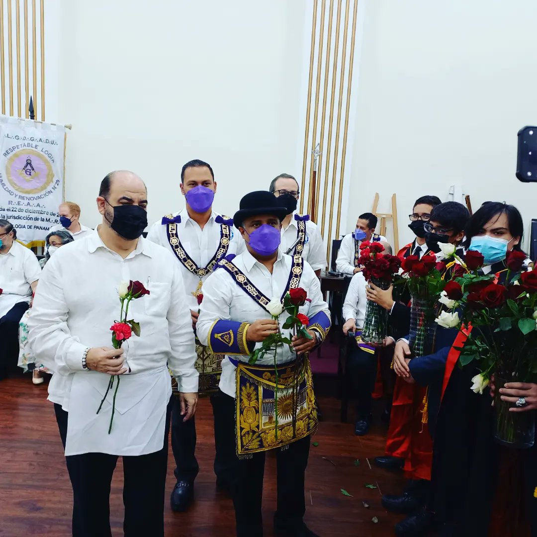 gldepanama's tweet photo. Honor a las  madres  - La Muy Respetable Gran Logia de Panamá celebró el Día Internacional de las Madres. 

  La Ceremonia rinde tributo al más puro y tierno de los amores: el amor materno.

Que el Todopoderoso bendiga por siempre a las madres. https://t.co/B9LUEiNJZr