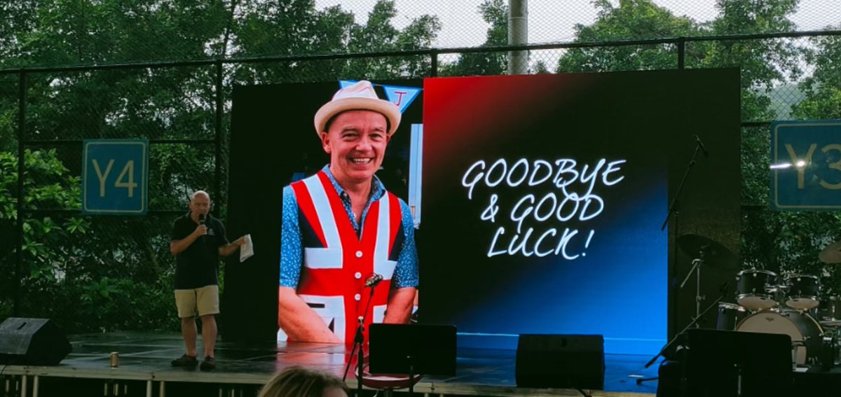 BSGNAE's tweet image. A huge thank you and our immense gratitude to Mark Thomas, BSG Principal of 14 years, for his tireless work supporting students, staff and families. He will be hugely missed by all. We wish him and Sue the very best for their future #goodbye #thankyou @BSGNAE @NAEducation