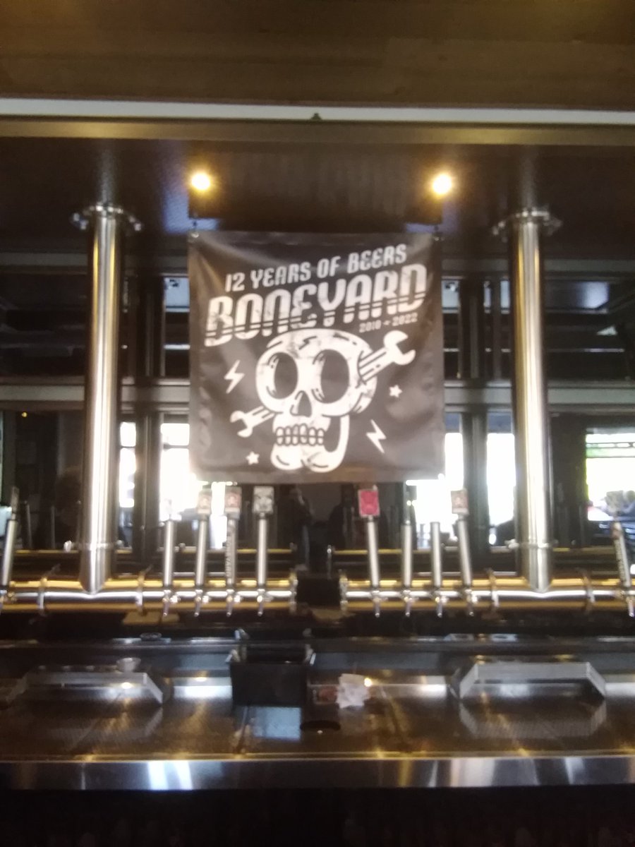 Thanks <a href="/tabamatu/">Andy Parker</a> for the recommendation, fantastic beer <a href="/BoneyardBeer/">Boneyard Beer</a>