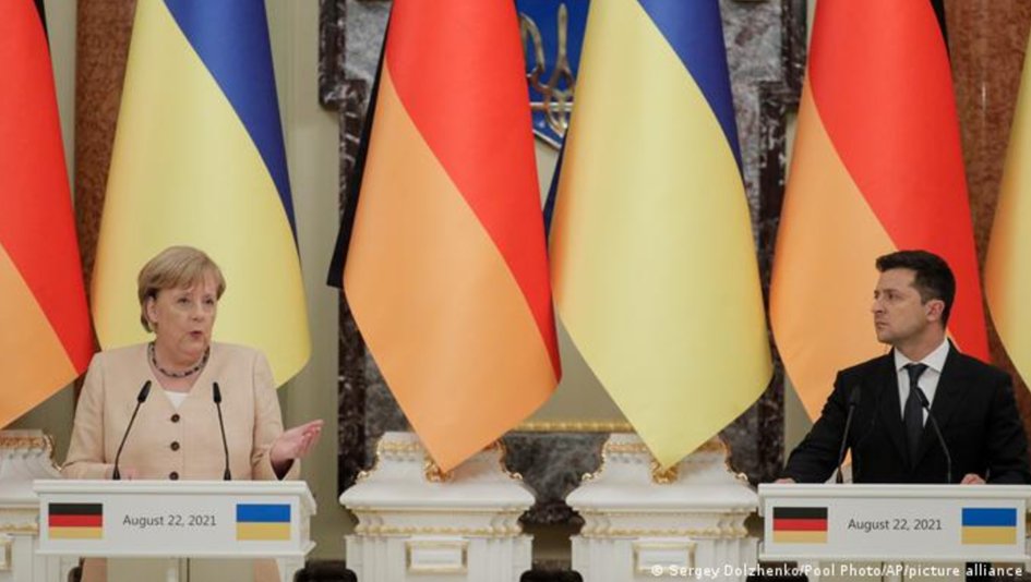 I start with a recap.Under Merkel, German policy towards Ukraine was distant, likely to appease Putin.2008 Merkel blocks NATO membership for Ukraine, and expresses hesitance at a quick path for EU membership.Germany supports Ukraine to flourish as the neutral buffer state.