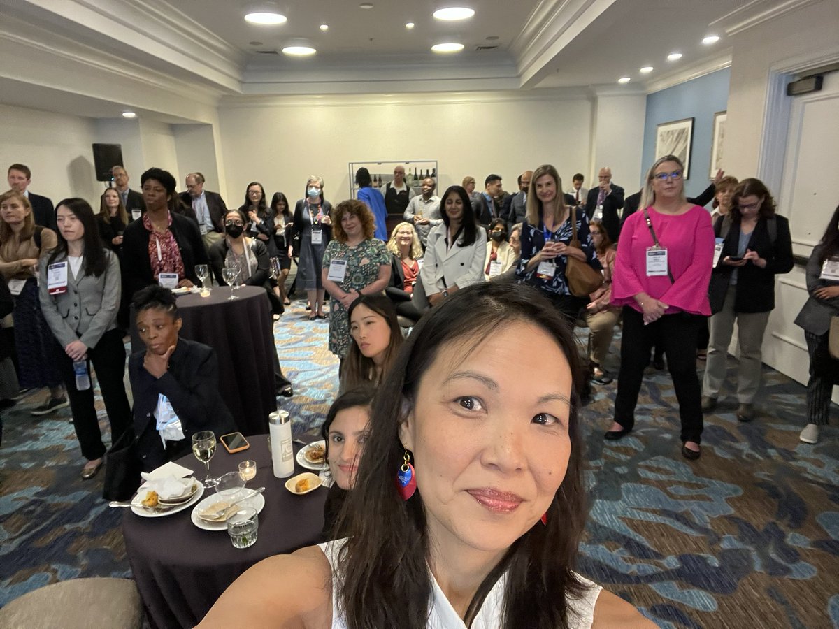 So excited to see the turn out for <a href="/ANMSociety/">ANMS</a> Women (and allies) In NeuroGI Interest group <a href="/DDWMeeting/">Digestive Disease Week</a>