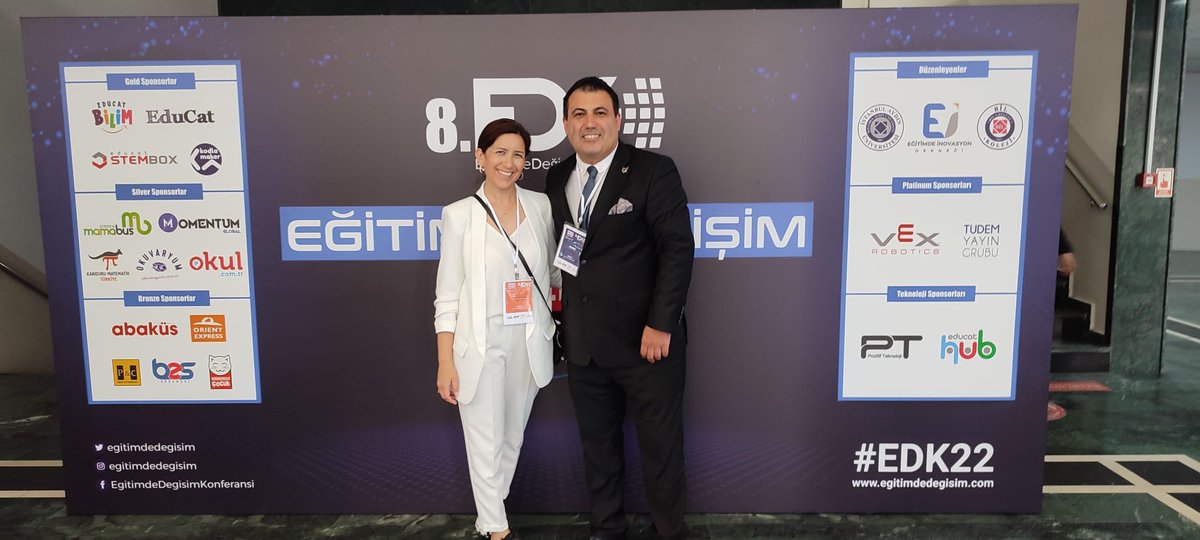 eorhan_egt's tweet photo. @egitimdedegisim #EDK22 
@emineboruhan güzel bir etkinlikti emekleriniz için teşekkürler. @eorhan_egt https://t.co/eNeXXVpthJ