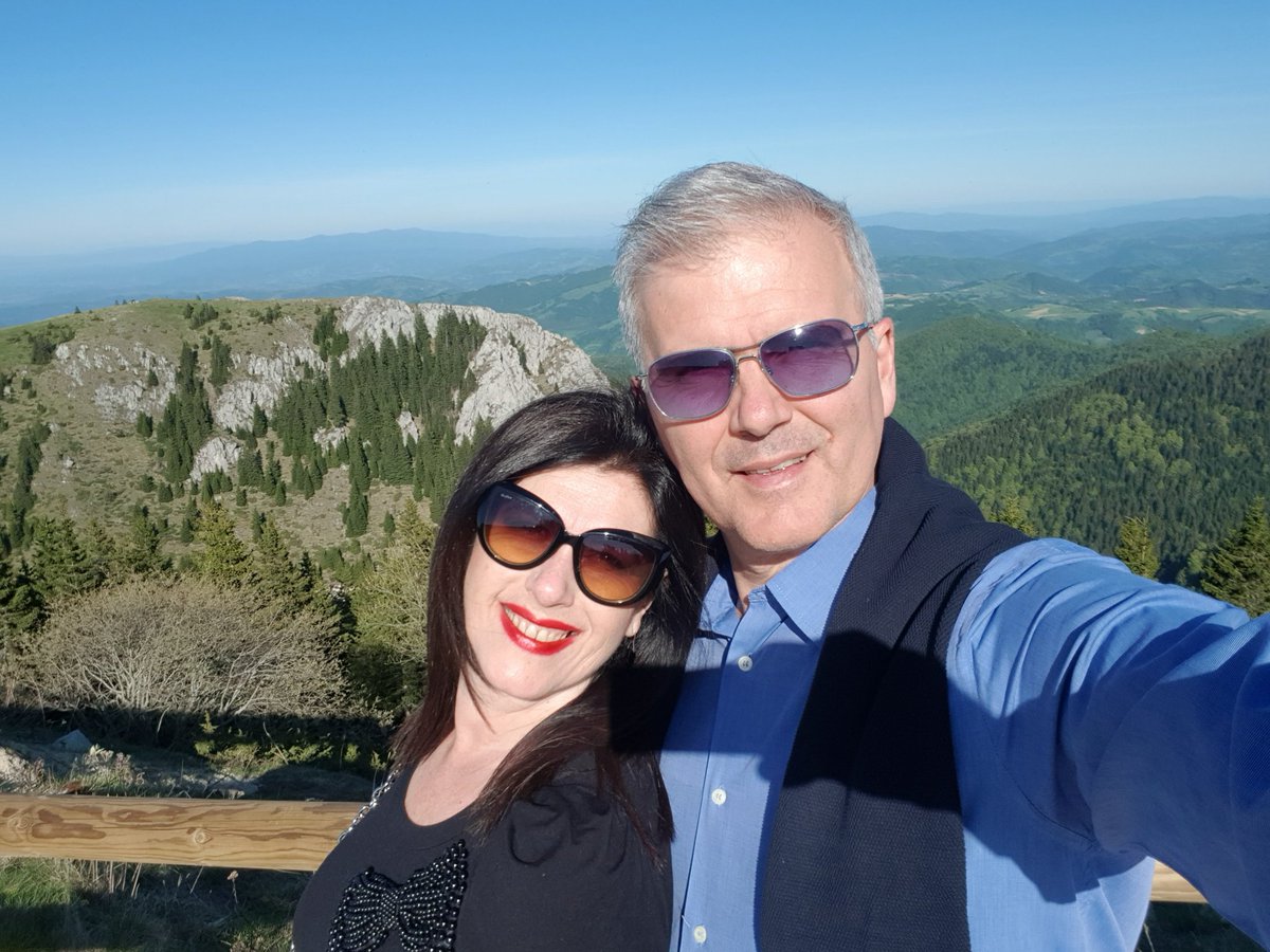 DusanORLDusan's tweet photo. Svetska zdravstvena organizacija danas organizuje akciju „Walk to talk: izazov zdravlje za sve“.
Učesnici treba da trče ili pešače 3 km
Marijana i ja smo se priključili akciji i prepešačili i više. Naša maršuta je bila od hotela Gorski do hotela Srebrnac #WalktoTalk https://t.co/xR8wmaDsG8