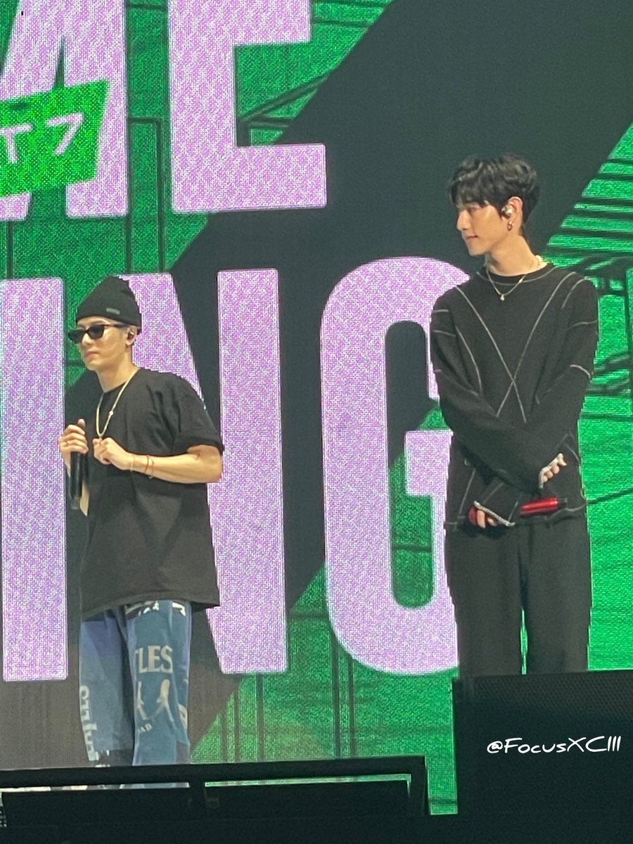 FocusXCIII's tweet photo. 오늘도🫶🏻
#GOT7_HomecomingDay2 #GOT7HOMECOMING #GOT7  #갓세븐  #마크 #잭슨 https://t.co/VpR7Kbzwtu
