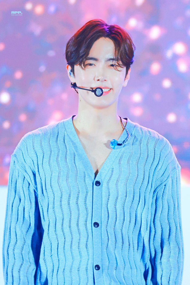 RPP_JY's tweet photo. 220520 순천
#SF9 #재윤 #JAEYOON @SF9official
😇💙 https://t.co/2WTd0PLQ1p