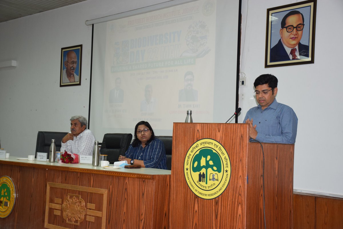 GC(R), Dr. Tarun Kant in his address briefed on #SustainableDevelopmentGoals, #LDN (Land Degradation Neutrality) &amp; #FLR (Forest &amp; Landscape Restoration) &amp; stressed on the role of ecological corridors &amp; greenbelts for a shared future.#ForNature 
#InternationalBiodiversityDay2022