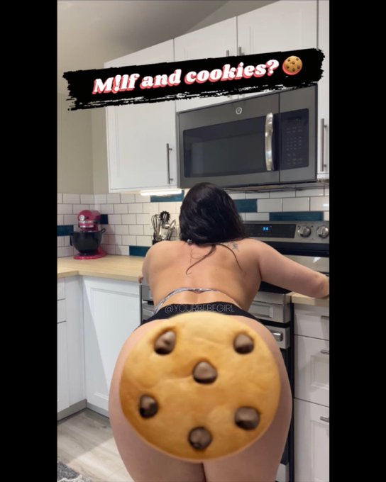 40% off  - - LINK IN BIO - - #milf #milfandcookies #momsthatbake #backshot #spicylink https://t.co/9<a href="/tag/milf"class="tags">#milf</a><a href="/tag/milfandcookies"class="tags">#milfandcookies</a><a href="/tag/backshot"class="tags"><span>#backshot</span></a><a href="/tag/spicylink"class="tags"><span>#spicylink</span></a><a href="/tag/momsthatbake"class="tags"><span>#momsthatbake</span></a>