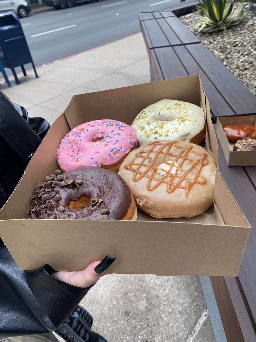 . (@ssamueii) on Twitter photo 