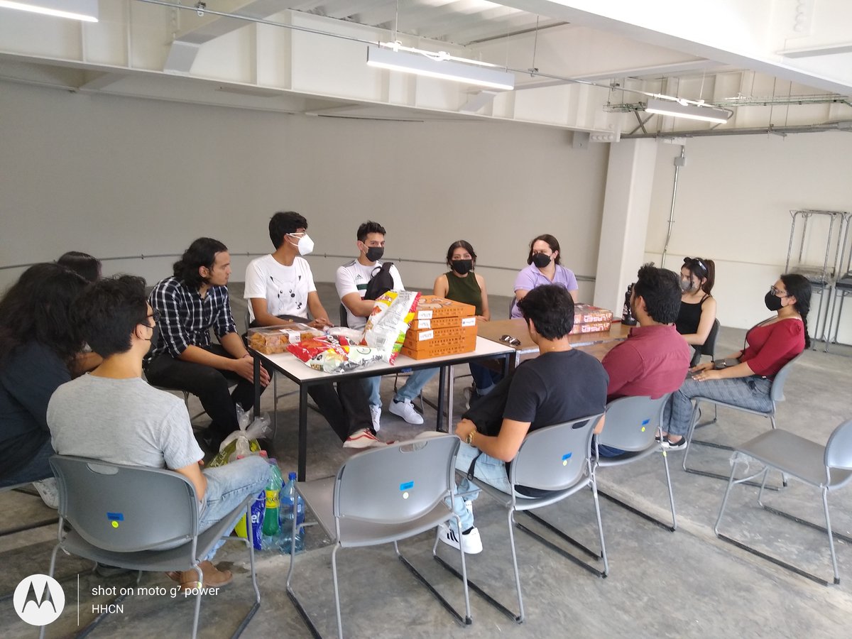 de_optica's tweet photo. Gathering organized by the SPIE-UV Student Chapter 😉.
May 20, 2022. https://t.co/H8aLdtno7q