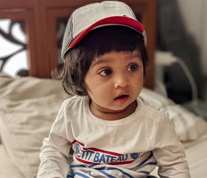 __Rahul__19's tweet photo. Still can‘t believe that Our little Puchkuu sona has turned one today ...You are an awesome kid who deserves the best things in your life... Happy Birthday.. Cuteee..  😊🤗❣️ https://t.co/MxYC84ww2S