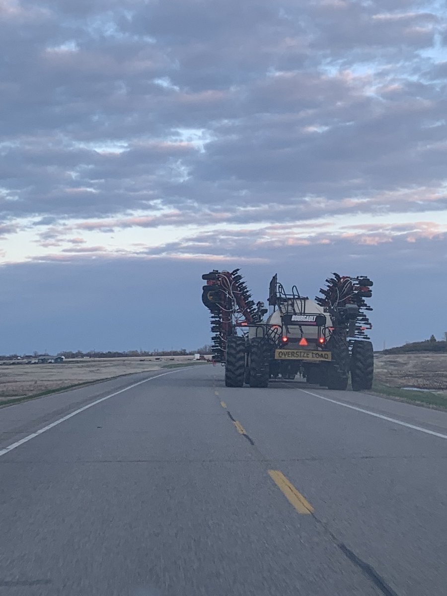 Centennial Cup! Presented by @timhortons, <a href="/HockeyCanada/">Hockey Canada</a> &amp; <a href="/CityofEstevan/">City of Estevan</a> 🐻🛢🚜