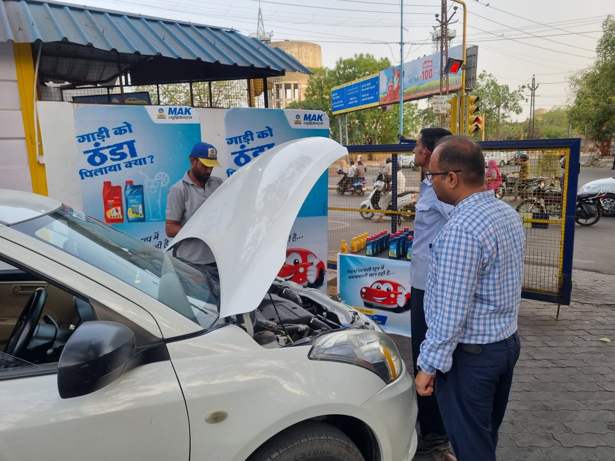 NamanFuelCentre's tweet photo. Jodhpur 20.05.2022| Cool yourself and your car off with #MAK #UnderBonnetServiceCampaign, top-up with MAK coolants and brake fluids @NamanFuelCentre ,Ratanada,Jodhpur #GaadiKoThandaPilayaKya ? 
@BPCLimited
@BPCL_Jodhpur
@ravips25
@RajivDu46133963
@NitinSelukar1
@sudhanshu171 https://t.co/kbPxckCgtO