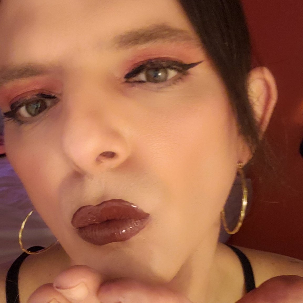 So here we go. Twitter now and I be tweeting. #ContentCreator #kisses #newbie #trans #transgender #transgirl https://t.co/OJUBDQEUOp