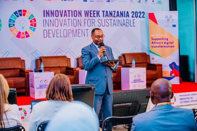 1ChrisssJohnson's tweet photo. What a week this past week was! #strategiccommunications #stakeholderengagement #communication #publicrelations #digitaltz #cyberresilience #4thindustrialrevolution https://t.co/XmHDwmLBmw