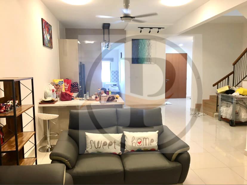 PWereg's tweet image. Double Storey Terrace unit in Laurel Laman View, Cyberjaya.

For any viewing arrangements or inquiries:

PRIS (REN 46125)
wasap.my/+60172404995

Pris Properties: facebook.com/PrisProperties
Pris Properties: instagram.com/prisproperties
Pris Properties: