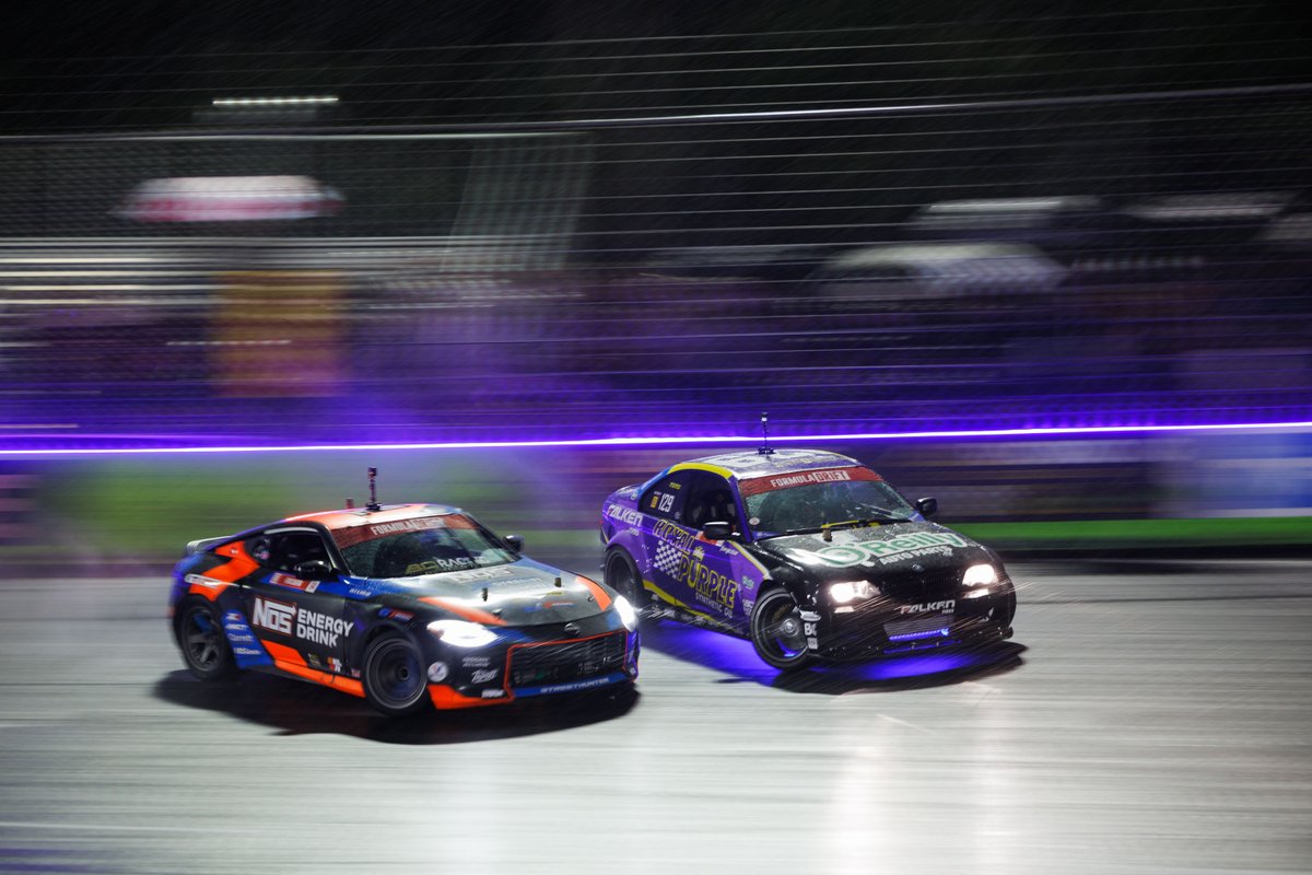FormulaDrift's tweet photo. Your final PRO podium here in Orlando!

🏆 Dylan Hughes | @Royal_Purple
🥈 @ChrisForsberg64 | @GTRadialUSA
🥉 @FredricAasbo | @RockstarEnergy

#FormulaD #FormulaDRIFT #FDORL https://t.co/cRwQkyUMUZ