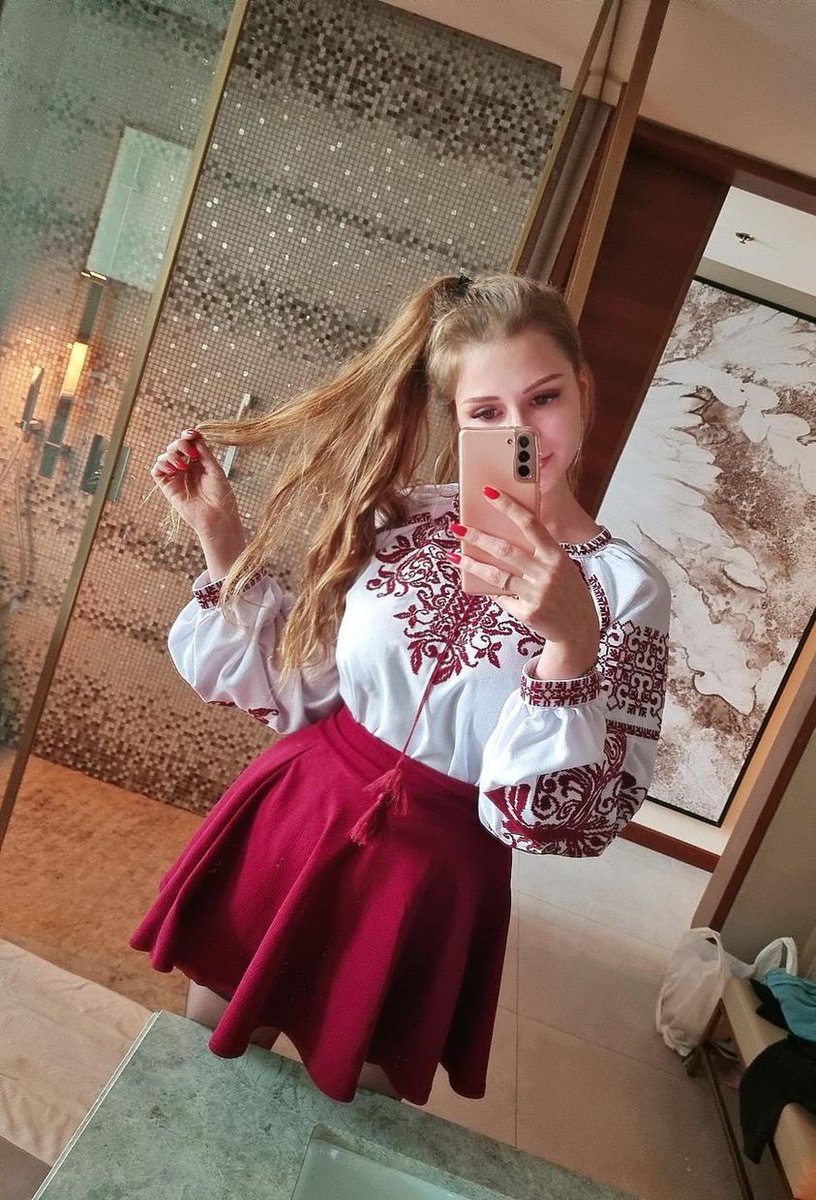 KaterinaSSoria's tweet photo. Been a crazy week traveling, but hope everyone has had a wonderful Vyshyvanka Day! Can't wait for what comes next ;) #vyshyvanka #Ukraine #Patreon #patreoncreator #patreoncreator #Dubai #Bali #onlyfans #VyshyvankaDay #pantyhose https://t.co/69K386oITx