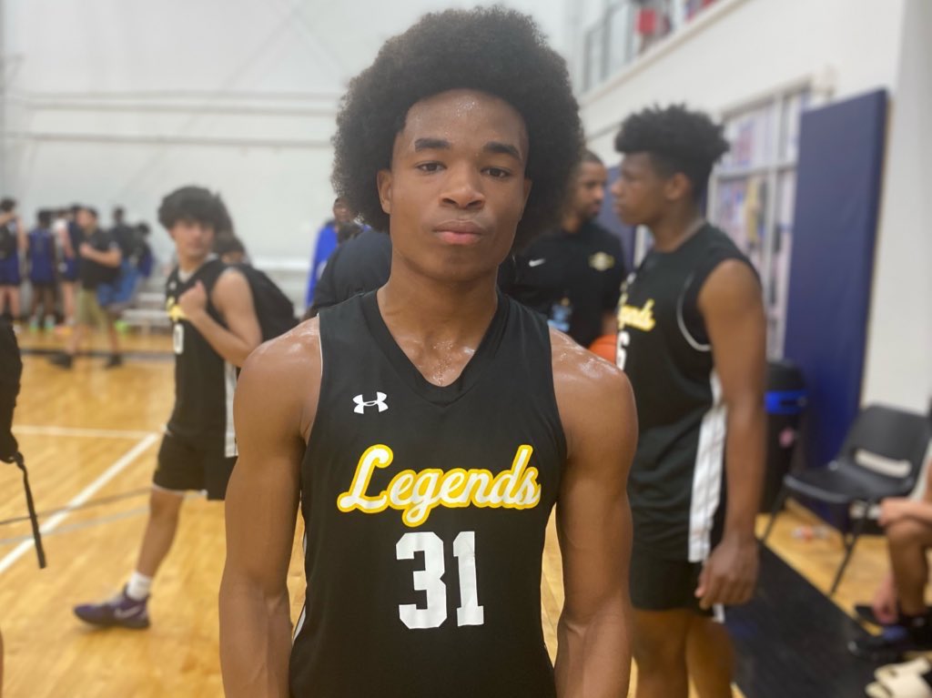 EliteHSscouting's tweet photo. Some @ZeroGravityXL The Summit underclassmen standouts:

2024
📷Jeremy Clayville (All In Beasts)
Najimi George (DTX)
Andre Mills (Mass Rivals)
📷Daithi Quinn (ASA)
Rashawn Tibby (Rivals)

2025
Myles Blackley (Unity Legends)
📷Jaen Chatman (Unity)

2026
Emrick Janvier (FTF Select) https://t.co/51gkkPDiAo