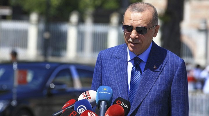 🔴 Erdoğan: Terör örgütlerinin NATO'ya alınmasına evet diyemeyiz: AKP'li Cumhurbaşkanı Erdoğan, cuma namazı sonrası gazetecilerin sorularını yanıtladı. İsveç ve Finlandiya'nın NATO üyeliğine ilişkin soruyu yanıtlayan Erdoğan, diplomasi trafiğinin… birgun.net/haber/erdogan-…