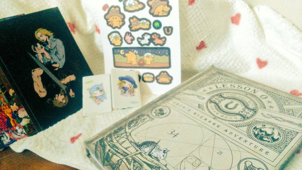 韓国の方が作ったGyJoアンソロと、
SBR単行本全24巻並べてみた。
違和感Zero。

一緒にいただいたステッカーも、手鏡に貼ったり！
本当に企画していただいた皆様には感謝です。
翻訳者様の日本語訳、お待ちしています！
#다음은_분명LESSON_O였지