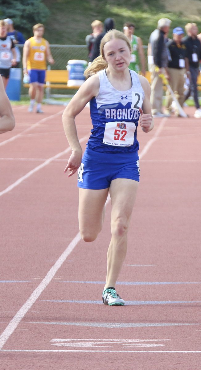 SCIStephanie's tweet photo. TR: Savannah Horne of @cpsbroncos was sixth in the Class C 200-meter dash in 26.79 seconds. #broncoblue #statetrack #statemedal https://t.co/LY7GnW0SJq