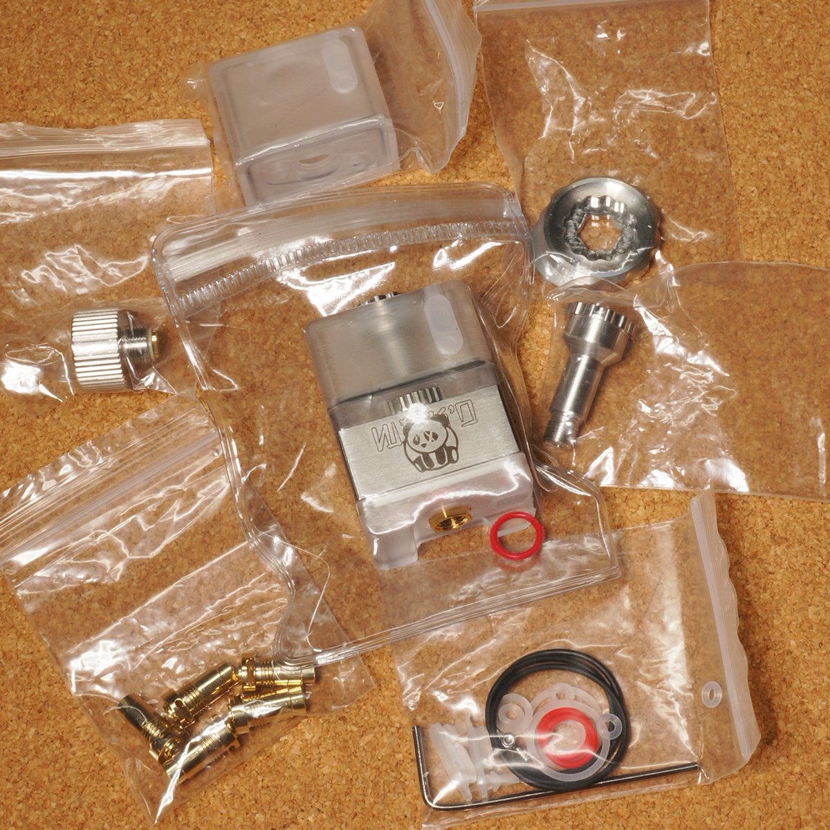 VAlphaline's tweet photo. Wick’d｜Link’d RBTA 新品 入荷！国内入手困難の激レアモデルです。現品は貴重な新品・未使用品ですので、探されていた方は是非この機会をお見逃し無く！🐼🐼🐼 DM大歓迎 #Wickd #Linkd #RBA #RBTA #BoroDevices #Boro #BilletBox #BB #Derlo #Orca #HarboR #Vape #vape好きな人と繋がりたい #vape放出 https://t.co/CssIBCU2WF