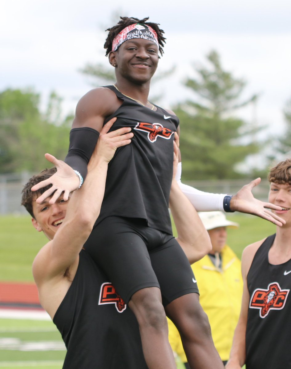 Ross Martin tweet media