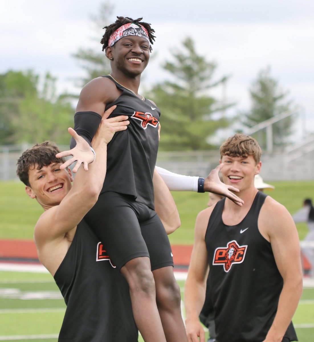 Ross Martin tweet media