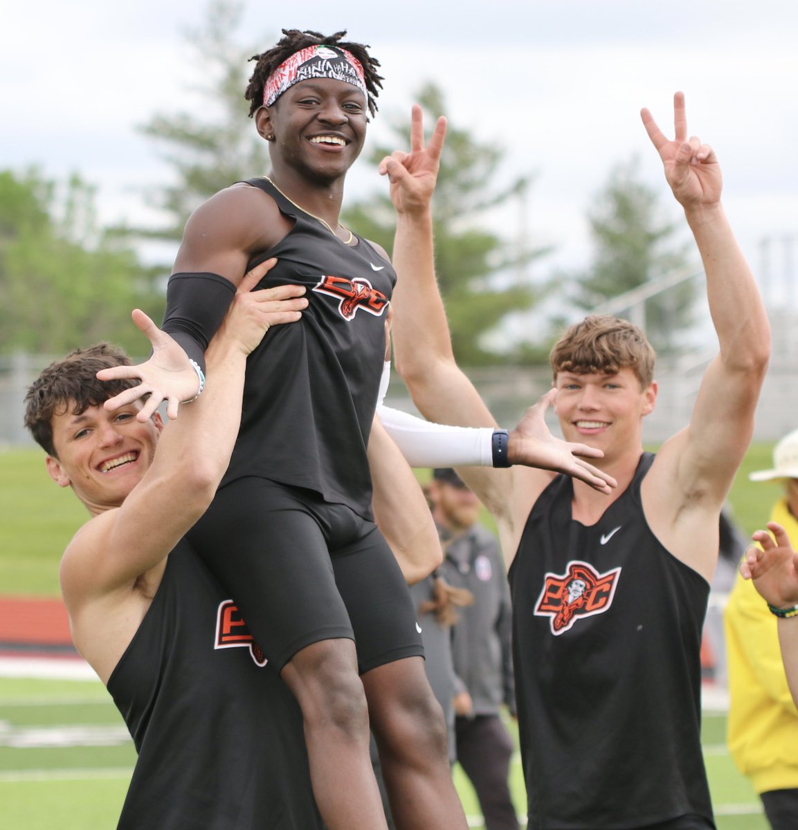 Ross Martin tweet media