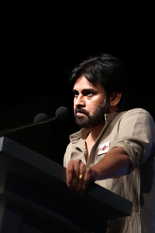 Always_Pawanist's tweet photo. At 10:07am stay tuned to https://t.co/j52yDyT94d

#TheAggressionTheAnguish #PawanKalyan https://t.co/kCDK3wx8fw