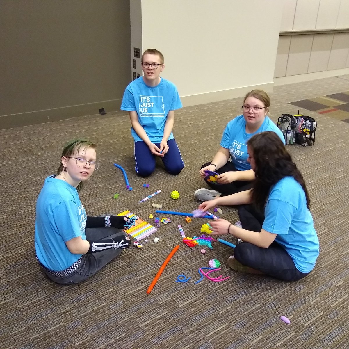 NorthernCassDI's tweet image. Stages of preparation before taking the stage. #breakingtheloop #globals22 #FestivalFrenzy @CreateND @NCSD97