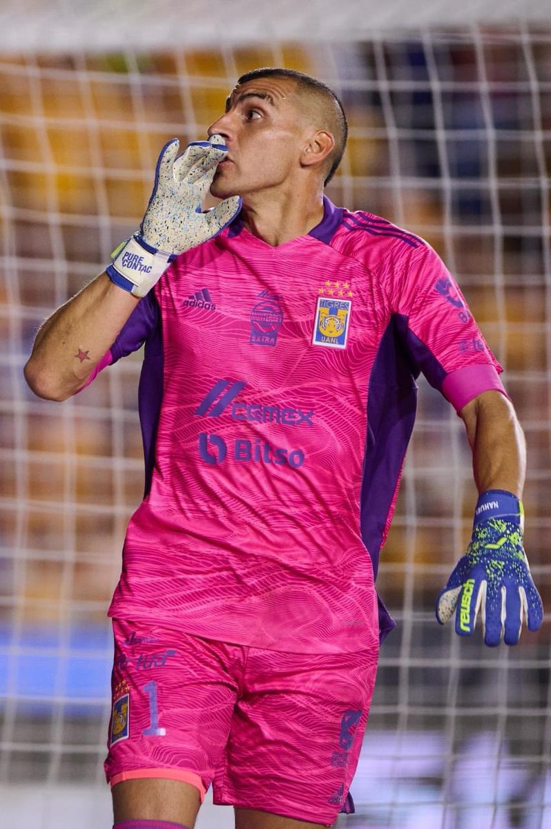 El mejor Portero de la liga MX de los últimos 20 años

Aunque les arda...no leo lloros😎😘