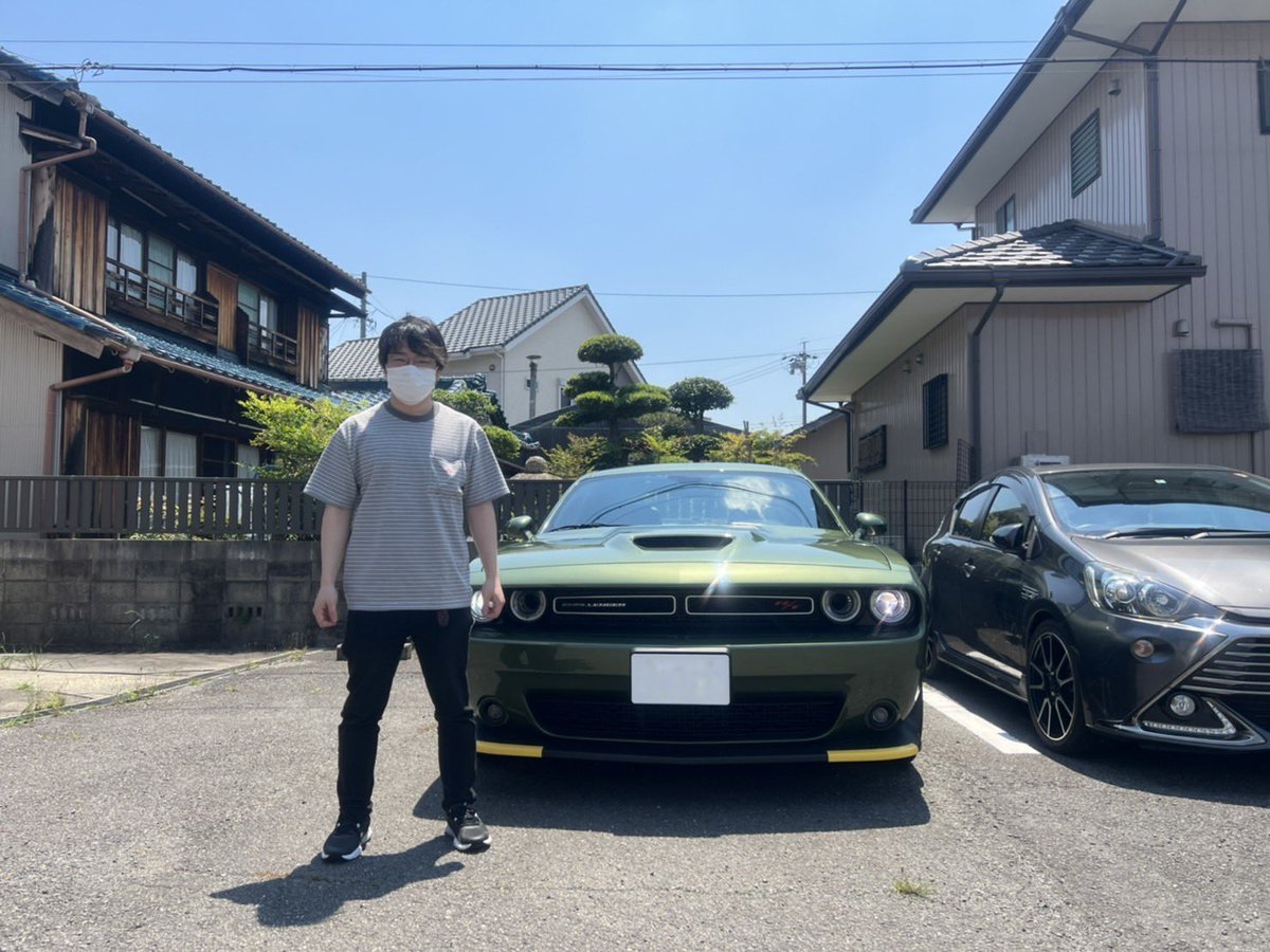 PROSPEED_EVENT's tweet photo. 久しぶりの晴天ですね
本日は愛知県M様に
21y新車ダッジチャレンジーR/T
F8グリーン御納車させて頂きました❣️
最高の車と楽しいアメ車LIFEをお楽しみください( ^ω^ ) https://t.co/ka4ymmo7el