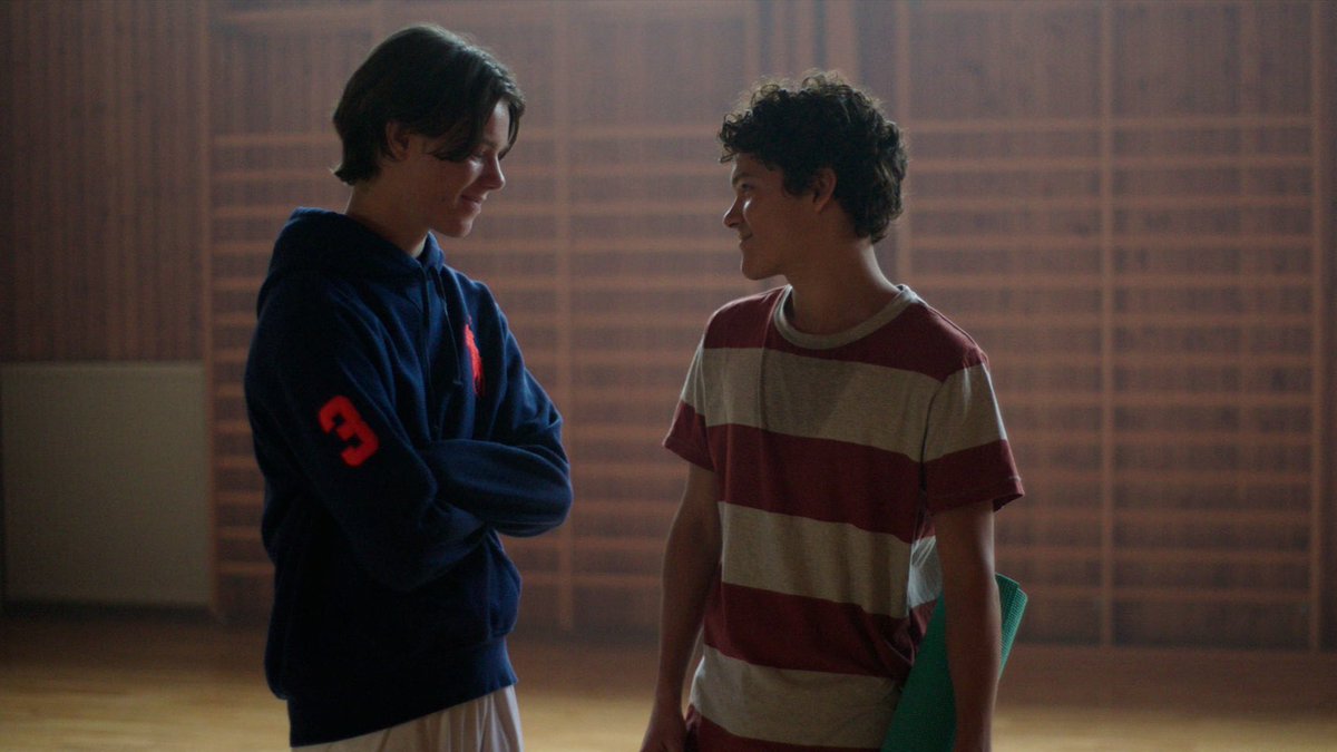 SEMANTlCERROR's tweet photo. i need more of this in young royals season 2 https://t.co/n4PjJxccaq