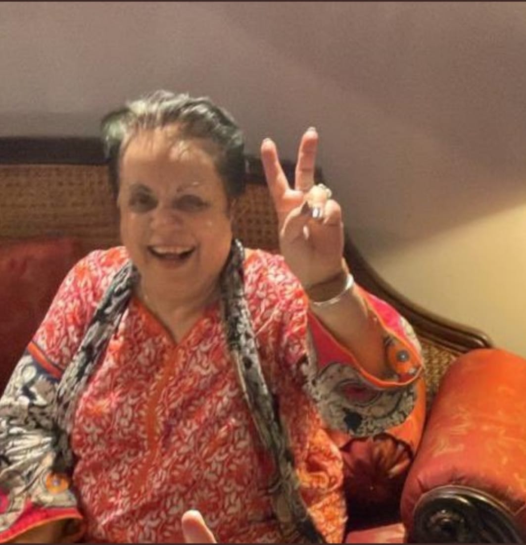 Asad_Umar's tweet photo. We are friends but we also often disagree. On some issues we disagree so strongly that we end up fighting. However, if you ask me to name a person who is a more fiercely patriotic Pakistani than @ShireenMazari1, I cannot think of one. #امپورٹڈ_حکومت_نامنظور https://t.co/FwNcGL0bIo