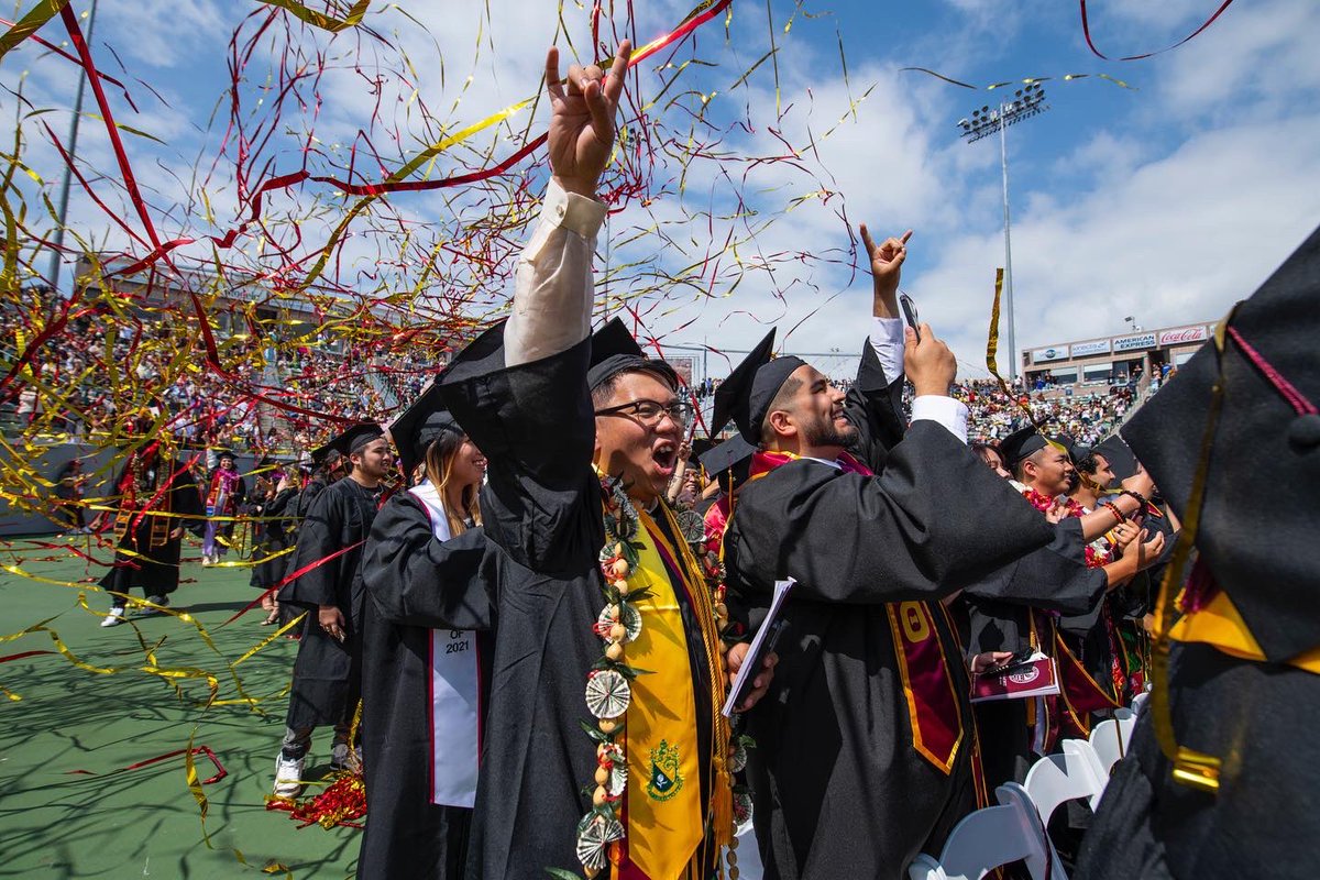 DominguezHills's tweet photo. Day 2 of graduations done!
We laughed, we cried, we jumped for joy.
Class of 2022, we’re going to miss you. Now go on and show the world what being a Toro is all about! 🥳🎓🤘
#csudhgrad22 https://t.co/5FGhfDAlw3