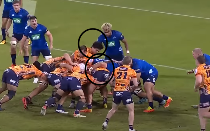 jakeross86's tweet photo. Over the last month or so of Super Rugby there have been complaints about the mauls. Looking at some of the tries scored off lineout mauls in the weekend  the supporting player in the lineout was blocking off the jumper. Accidental offside??? @SuperRugby https://t.co/CTpCJoKU4A