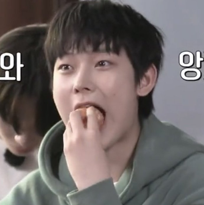 sunoonew's tweet photo. chomp https://t.co/Ro5J7mckKT