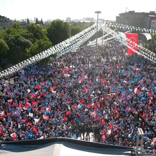 battalgazideva's tweet photo. Gaziantep demokrasi meydanına izin vermiyor olabilirsiniz , Ama @devapartisi gönüllüleri için  
 her yer Demokrasi Meydanı.
#ilkDamlaGazisehir https://t.co/c1UyOQ9RJM