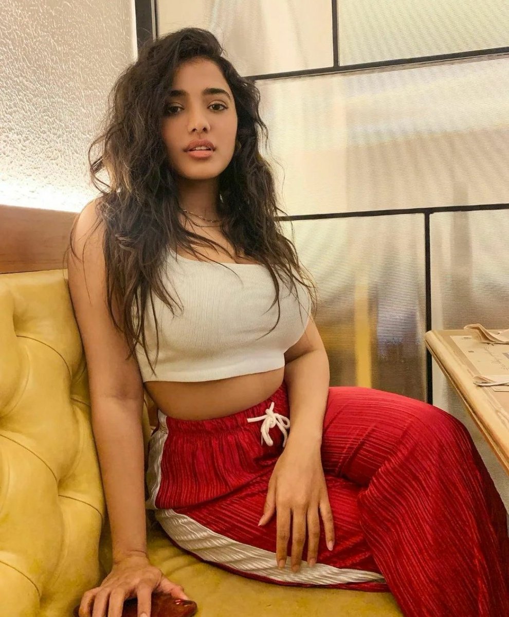 RAJESHR30978881's tweet photo. @KetikaSharma_ Hii Hotties.... Just black beauty 💘 dear
Lovely Day my dear best favourite GORGEOUS QUEEN ever @KetikaSharma_ 🎯
U r looking UNBELIEVABLE BEAUTY and VERY CUTE, OUTSTANDING BEAUTY QUEEN 🌹 https://t.co/Aa4Q5Mj9nw